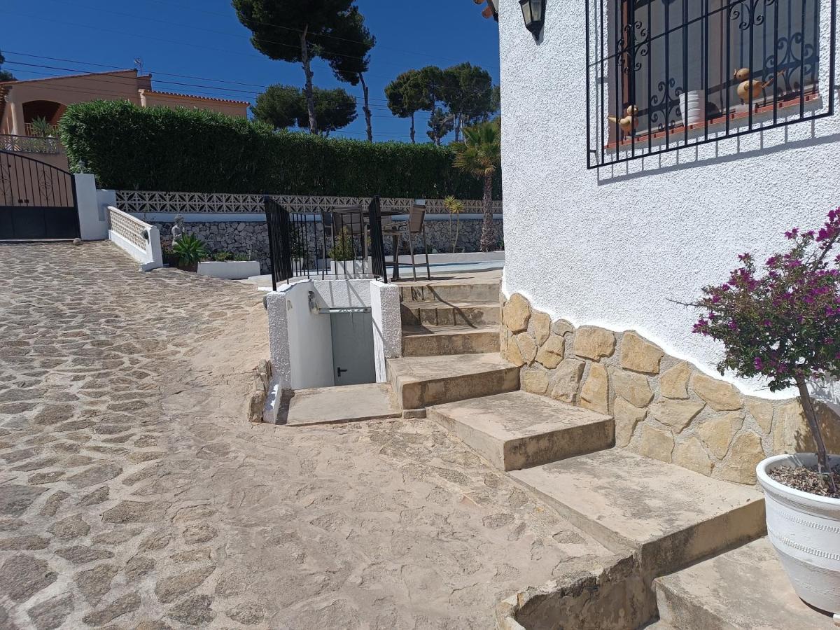 1-Bed Apartment Close To Moraira Town Centre Buitenkant foto