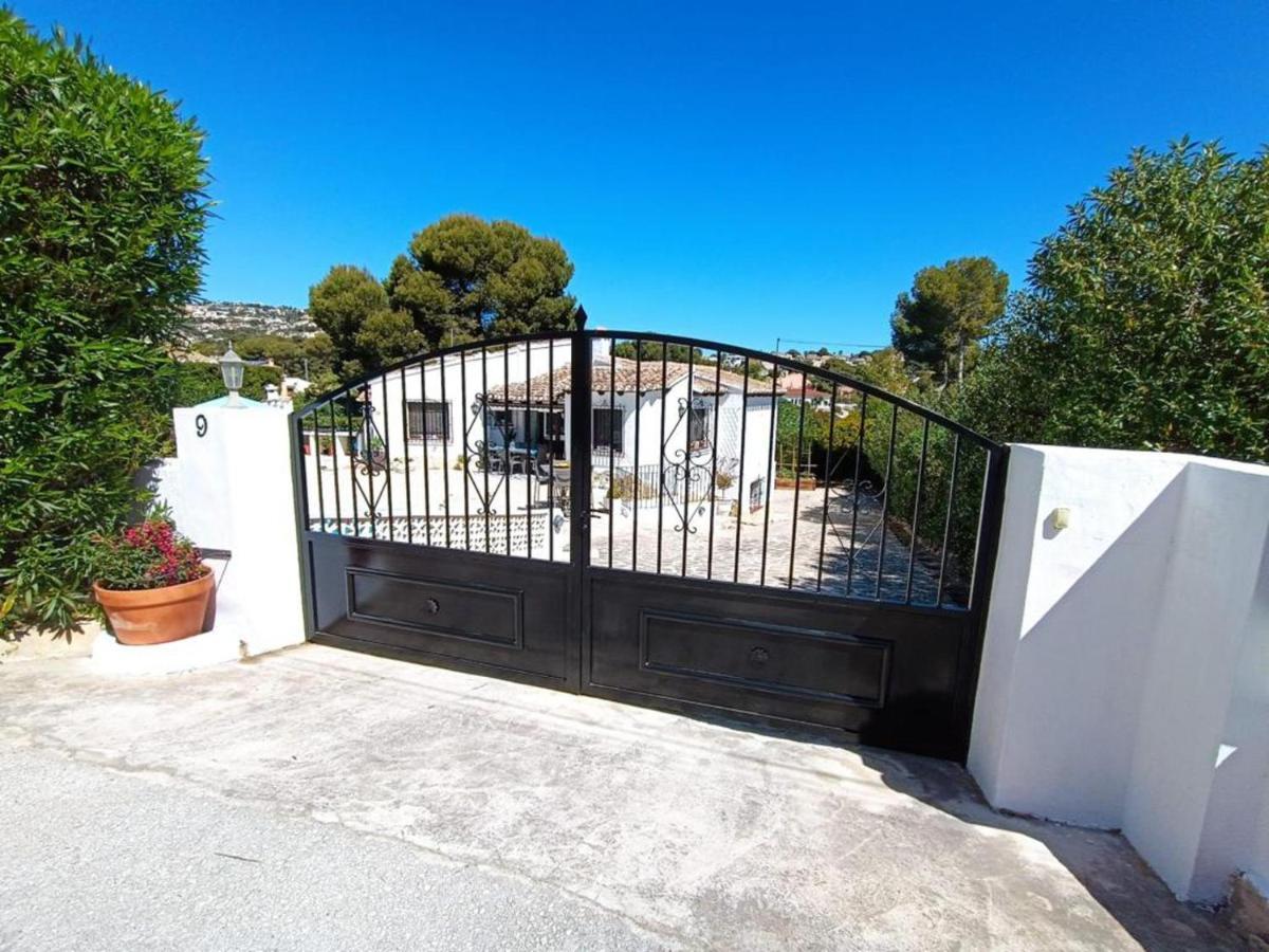 1-Bed Apartment Close To Moraira Town Centre Buitenkant foto