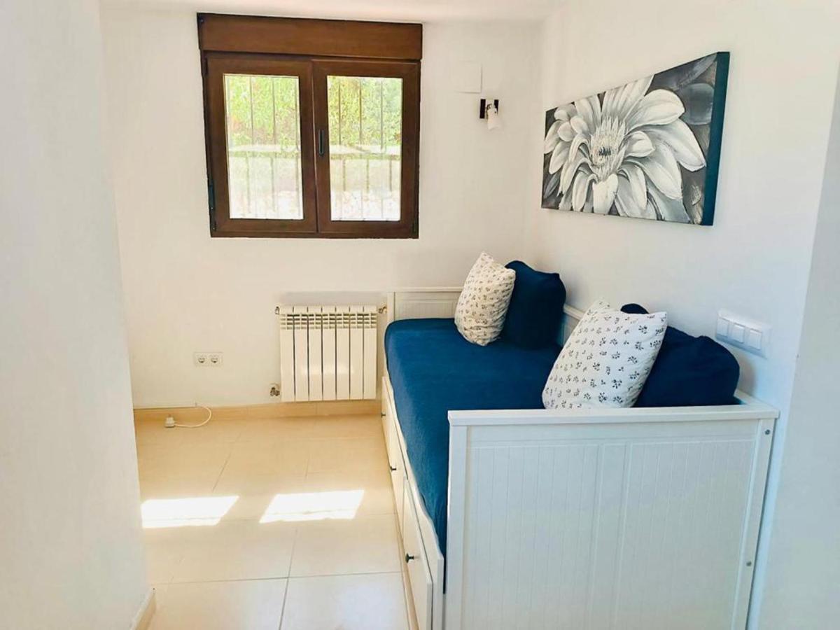 1-Bed Apartment Close To Moraira Town Centre Buitenkant foto